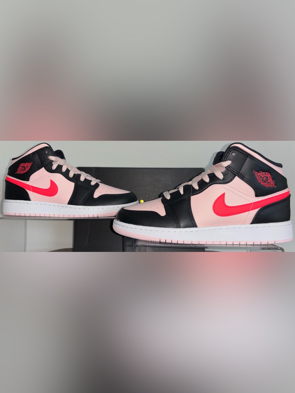 Nike Air Jordan 1 Mid Black Pink Crimson GS Size 7Y Brand New With Box